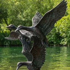 Statues & Sculptures Ducks-Flying Ducks 82cm Bronze Metal Garden Statue