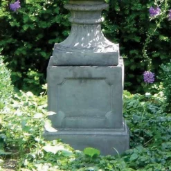Statues & Sculptures Plinths & Pedestals-Regency Column Stone Garden Pedestal