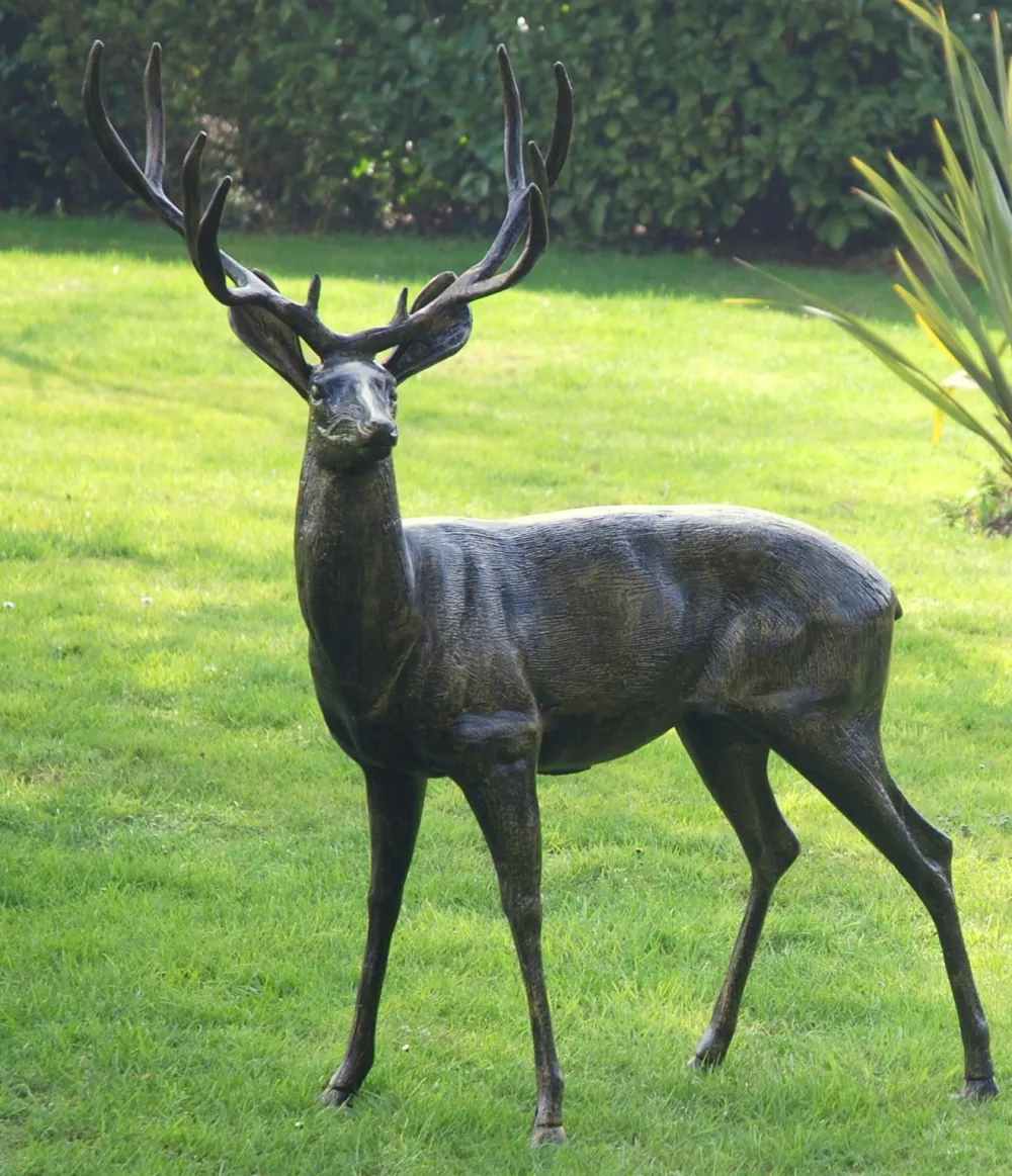 Statues & Sculptures Stags & Deers-Wild Stag & Doe Life-Size Bronze Garden Statues